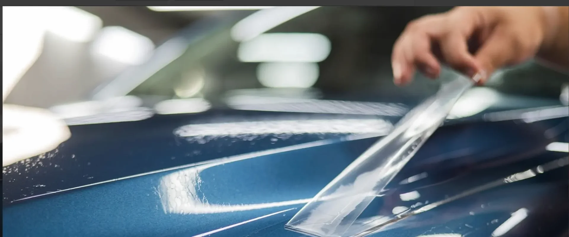 PPF-kalvojen poisto autosta – maalipinnan suojakalvon turvallinen irrotus ilman vaurioita